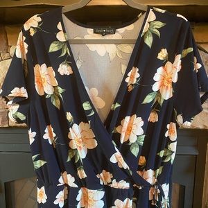 🌼floral wrap dress🌼
